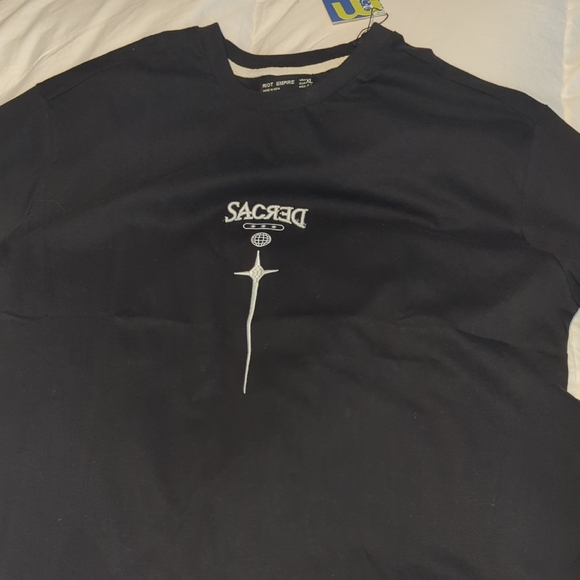Black Graphic Tee for Men - Picture 1 of 4